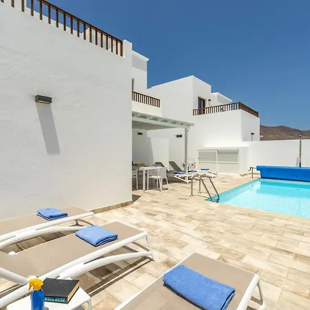 Acomari By * Playa Blanca (Lanzarote)