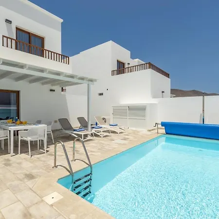 Acomari By * Playa Blanca